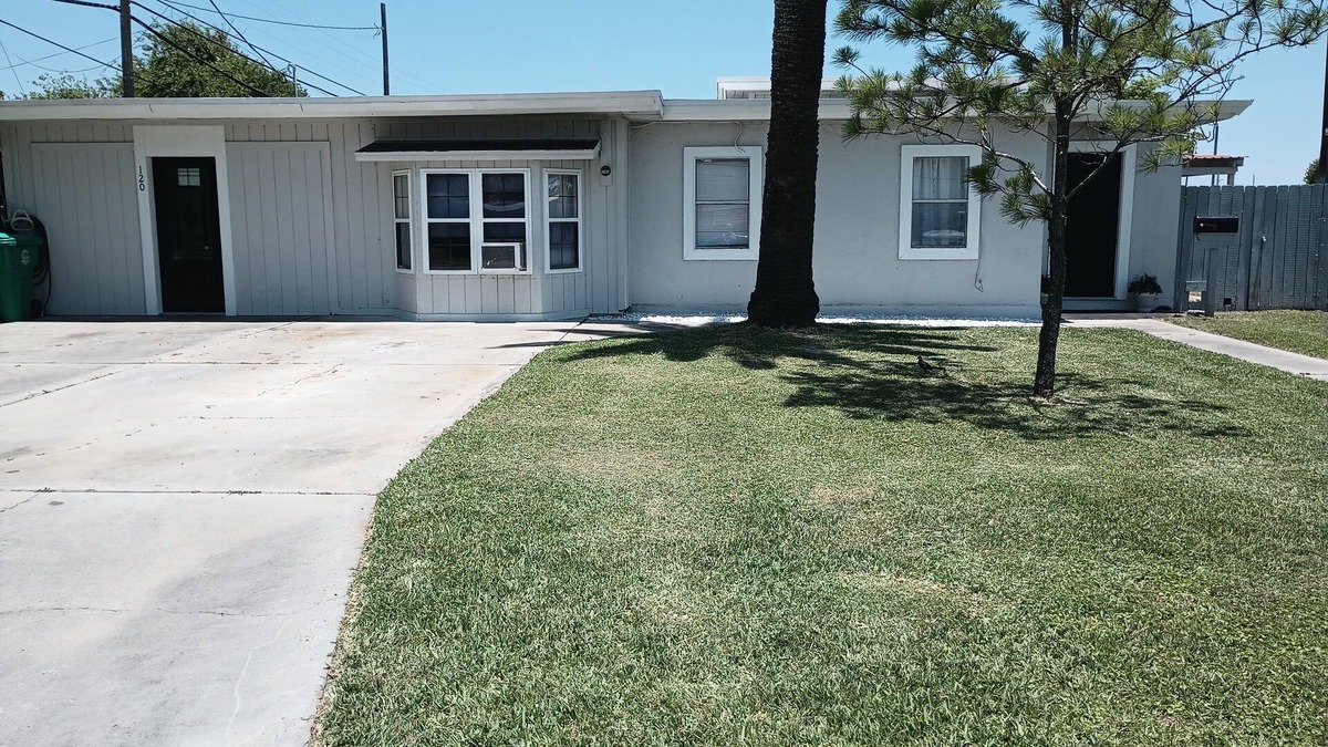 Aransas Pass House | The Submarine House