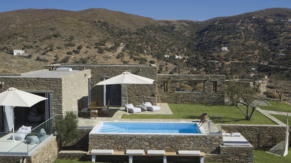 Paleopolis House | The Suite by Heliades Villas – Idyllic Getaway in Andros, pool, 2-bedrooms
