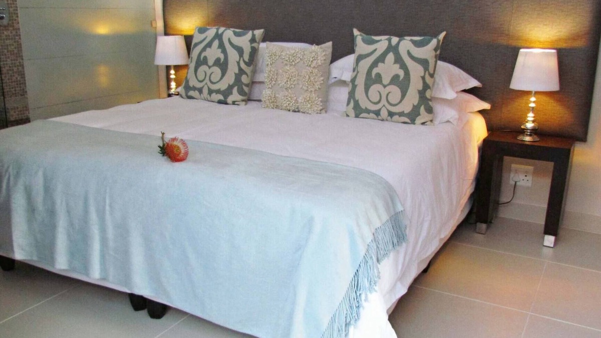 Bloemfontein House | The Suite Luxury one Bedroom Furnished