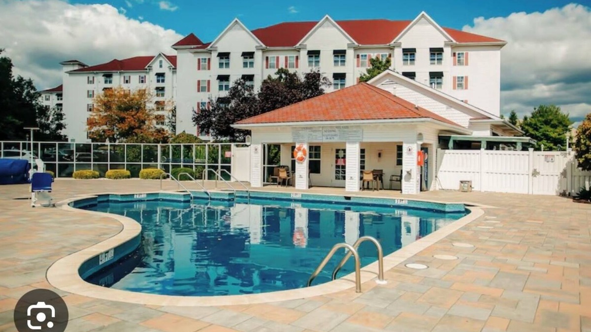 Hershey Apartment | The Suites at Hersey 2 Bed 2 Bath Hotel Suite Full Kit Lndry Sleeps 8