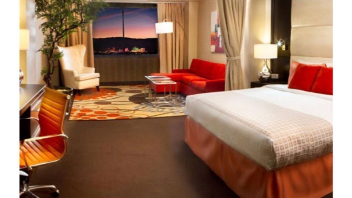 Reno House | The Summit Queen of Reno