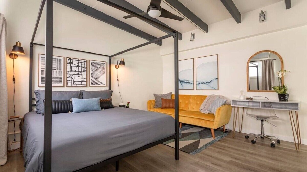 Hermosa Beach Apartment | The Sun Bloc Best Hermosa Pier Location