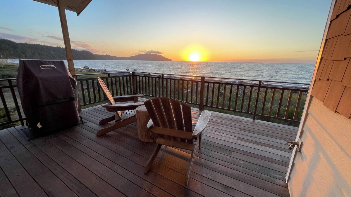 Port Angeles House | The Sun House at Freshwater Bay: Oceanfront