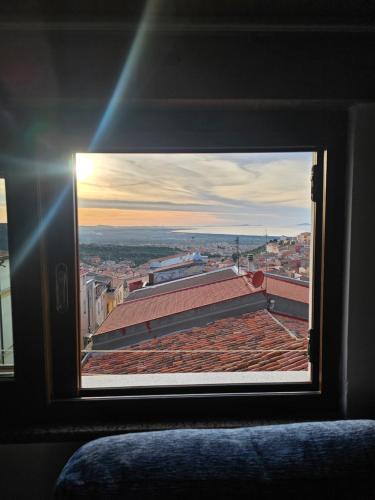 Sennori House | The Sun's kiss