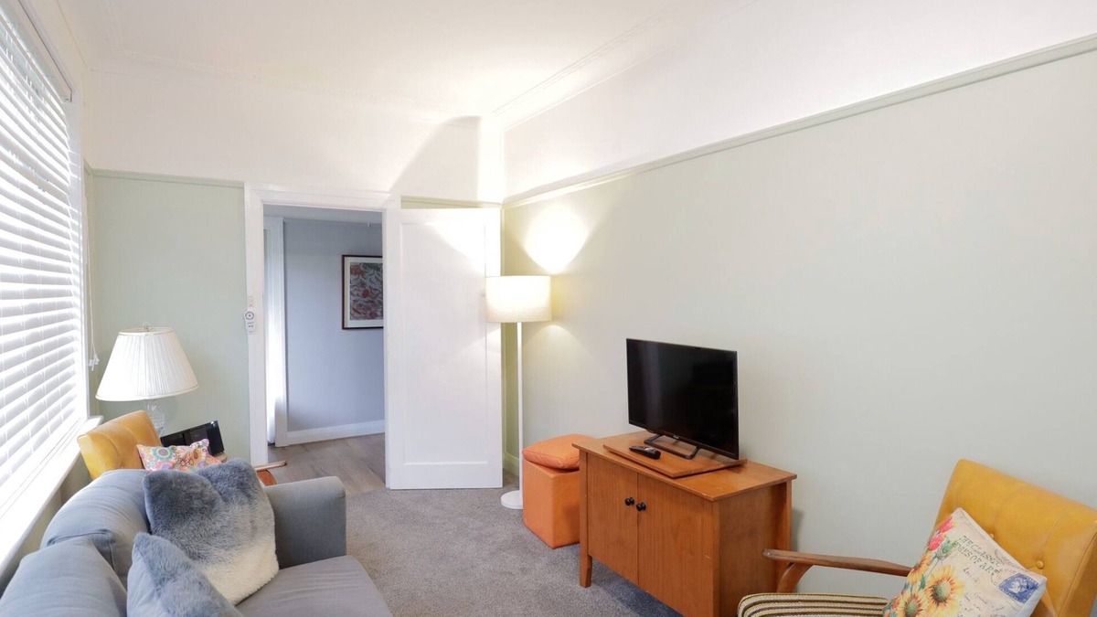 Tenterfield House | The Sunfilled Cottage