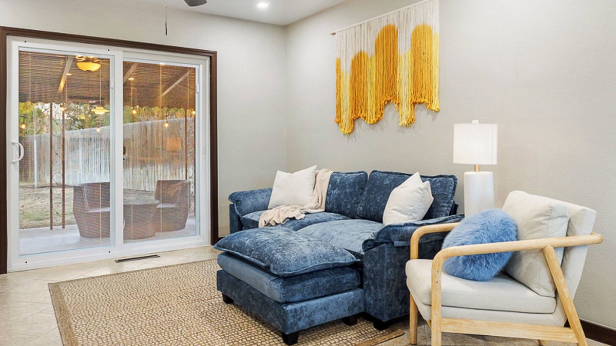 South Richland House | The Sunlit Vista, 2BR Home in Richland w/Fenced Backyard