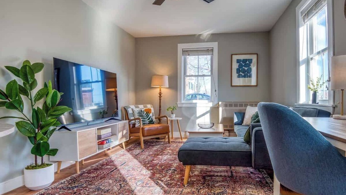 Dover Apartment | The Sunnyside Stay Su