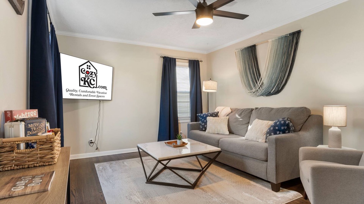 South Kansas City House | The Sunnyside- Waldo Ranch + Fenced Yard + Parking