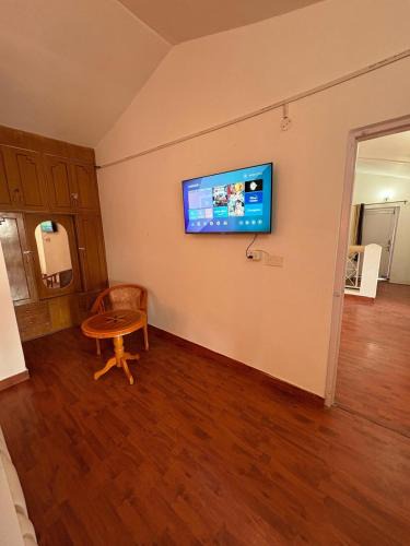 Pauri Villa | The Sunrise Himalayan Cottage