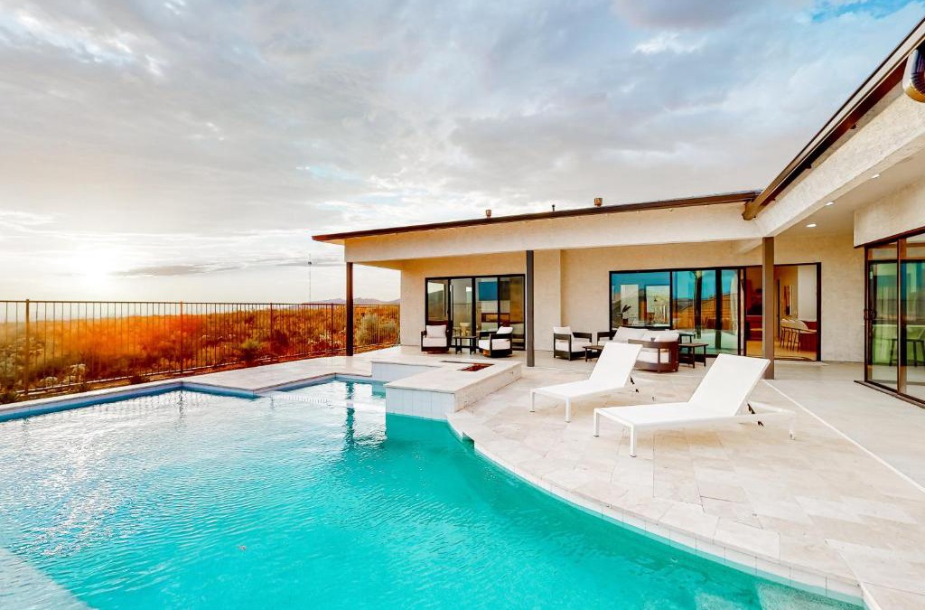 Dove Mountain House | The Sunrise Perch
