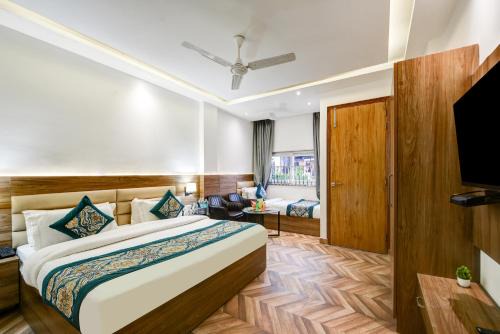 Jangpura Hotel | The Sunrise Vista Near Nizamuddin Railway Station