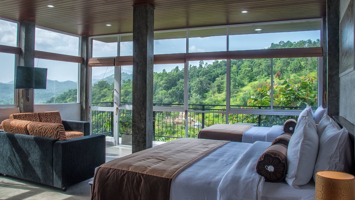 Pathahewaheta Bed & Breakfast | THE SUPERIOR SUITE by Kandy Victoria Eco Resortn"Overlooking Victoria Lake"