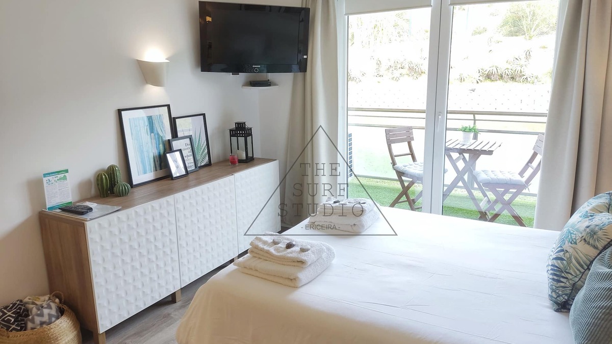 Ericeira Apartment | The Surf Studio - Ericeira, 3 pools, WIFI, Garden, beach at 650m