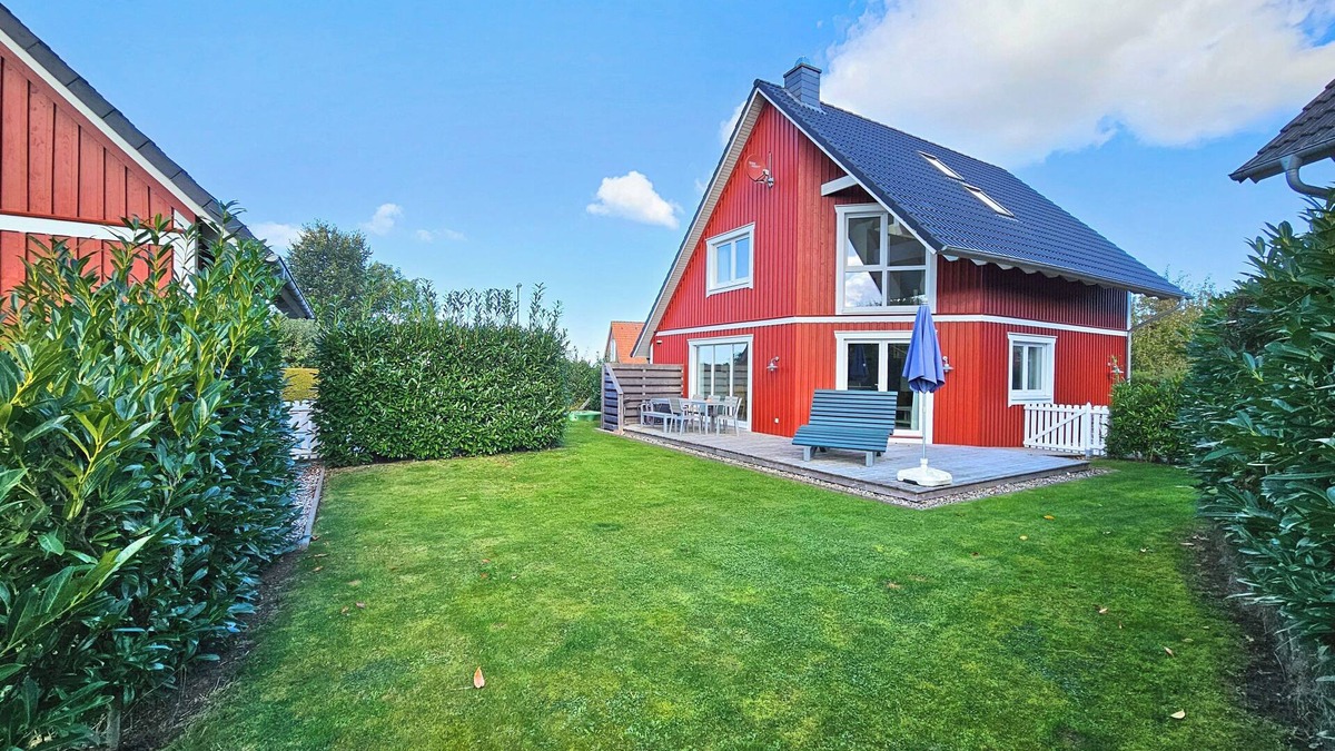 Blekendorf House | The Swedish-style vacation home "Solängen" is idyllically situated on the edge of the Holst