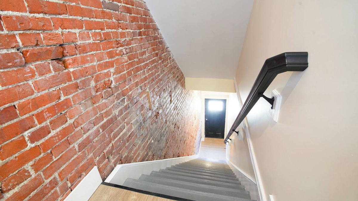 Highland Apartment | The Swiss Post Apartment A