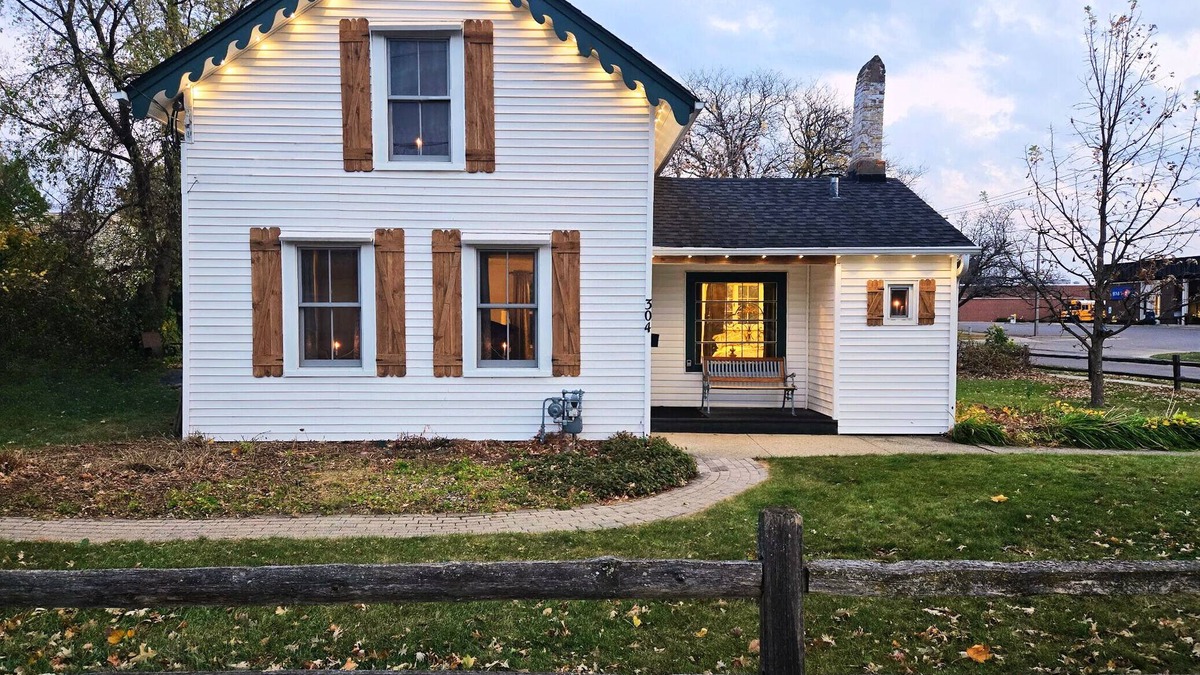 Woodstock House | The Tailor House