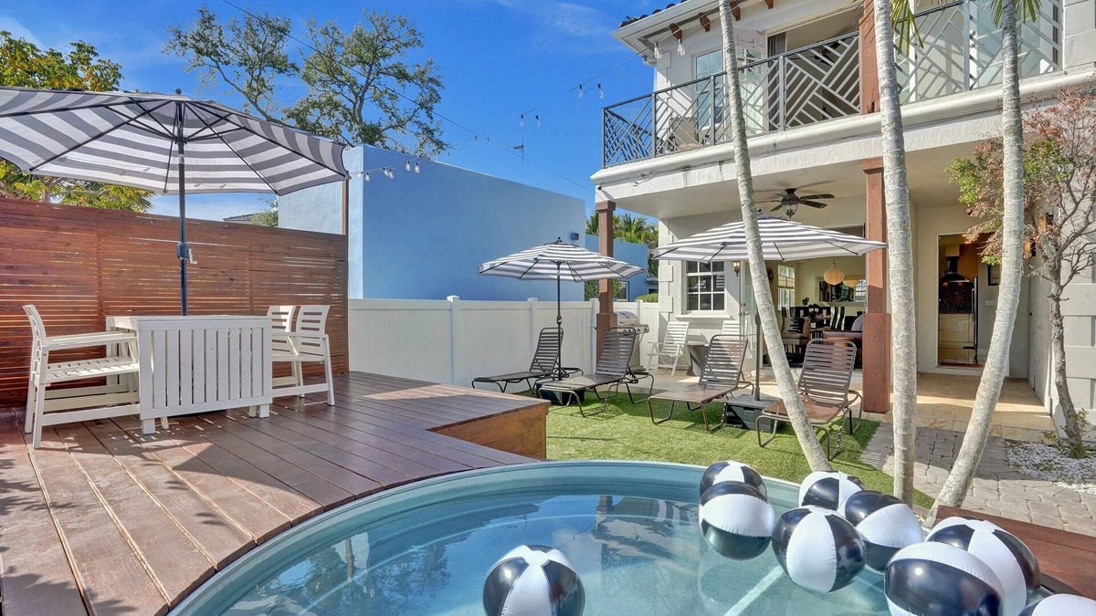 Riverside Park House | The Tarpon River House