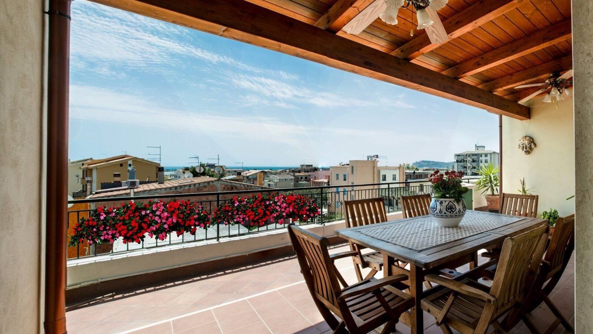 Province of Cagliari House | The terrace on the park - bathrooms in the room - panoramic - near the beach