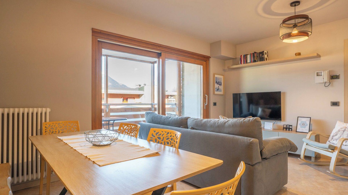 Cassina Valsassina Apartment | The Terrace on the Grigne