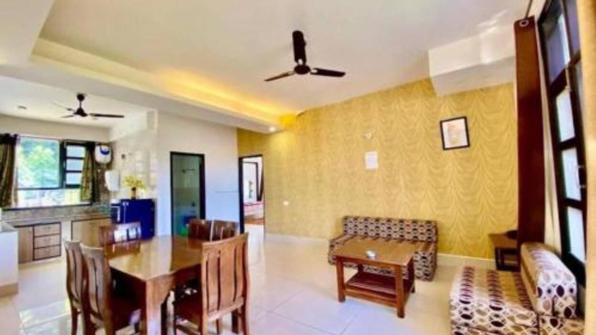 Kumarhatti Bed & Breakfast | The Terrace Retreat by StayVues - Where Serenity Meets Spectacular Views