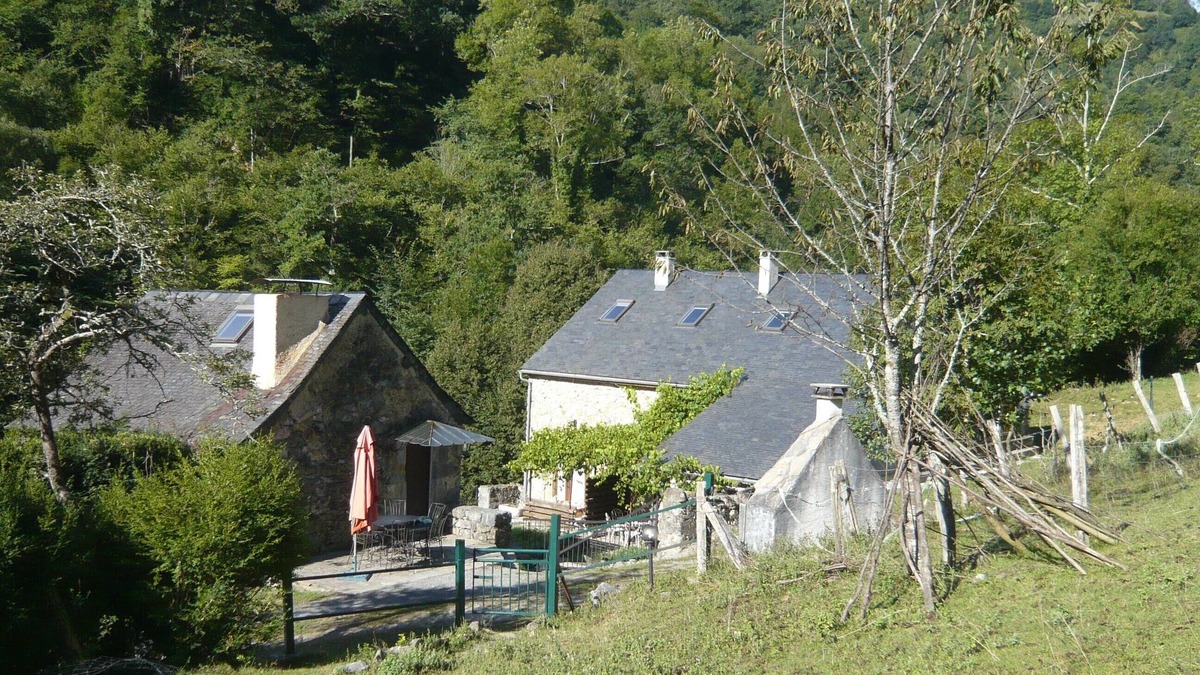 Osse-en-Aspe House | THE THREE HOUSES gîte vert