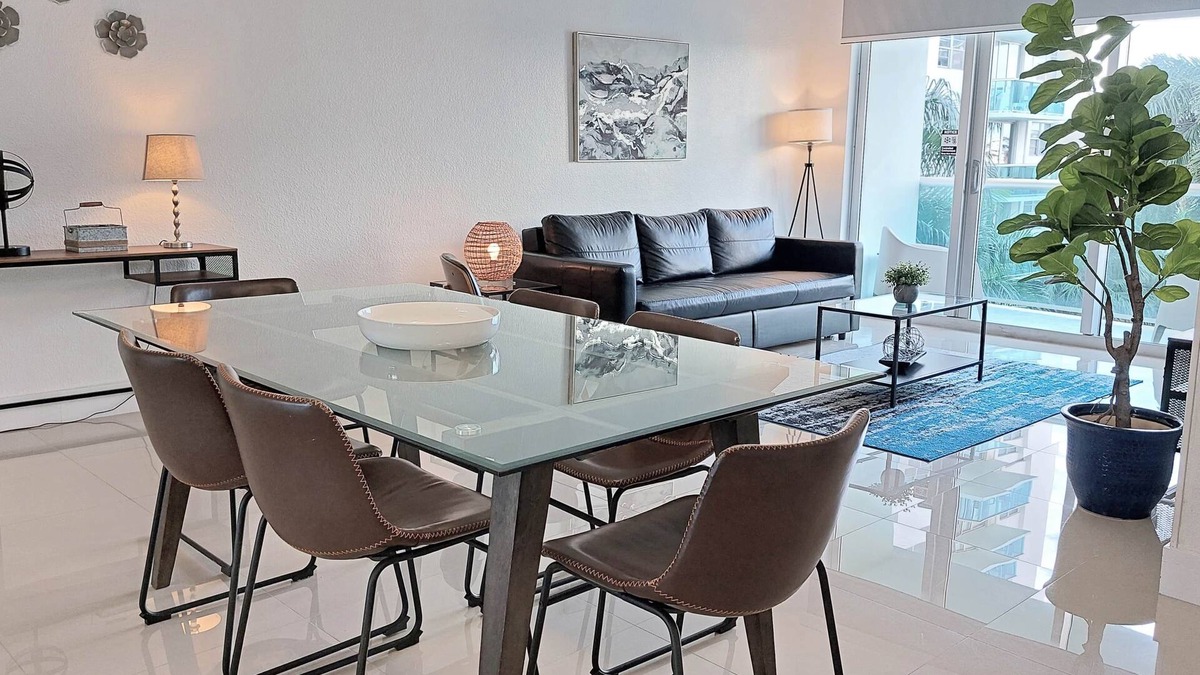 Hollywood South Central Beach Apartment | THE TIDES - 4th Floor (U) - 1 bedroom