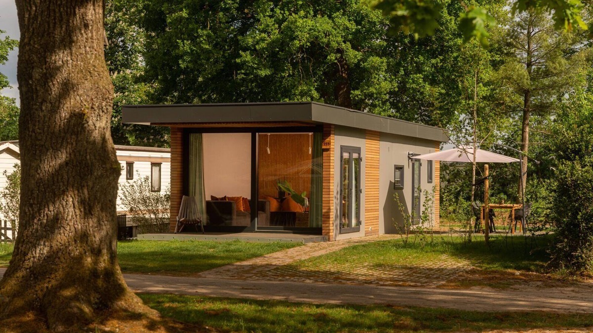 Zuna Cabin | The Tiny Cabin is cozy and spacious. It is the perfect base to explore the beautiful surroundings!