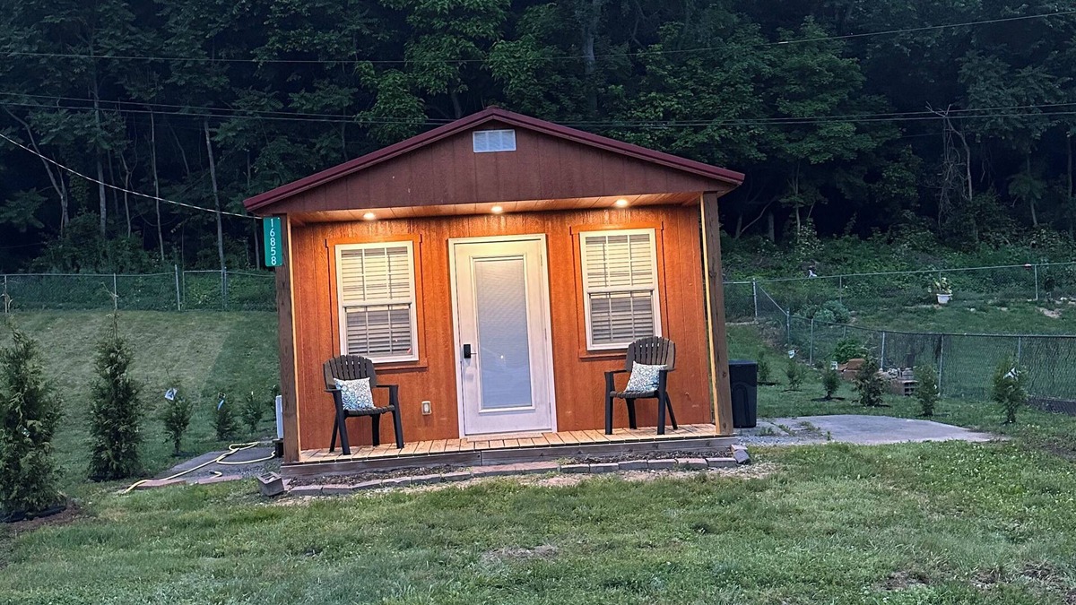 Carbon Hill Cabin | The Tiny Haven