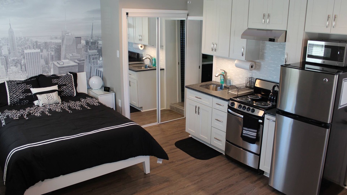 Lynchburg House | The Tiny House Studio