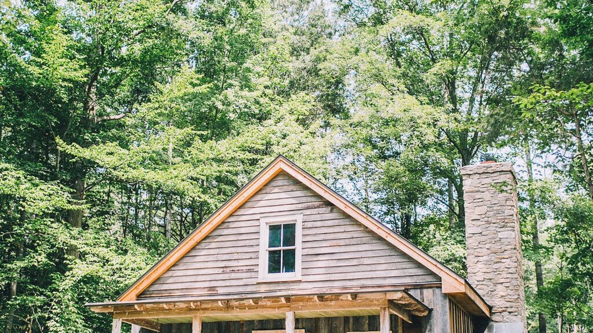 Spotsylvania Cabin | The Tobacco Barn - Stevenson Ridge