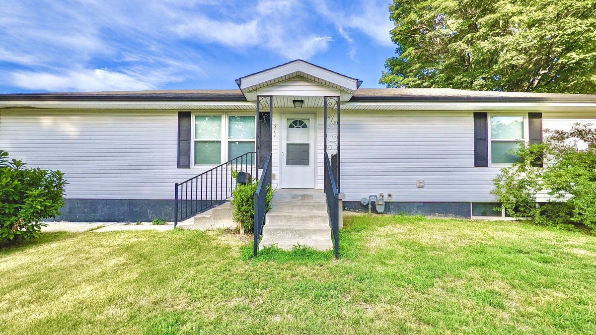 Joplin House | The Toucan: Dreamy 2 Bed Home Near Arts District