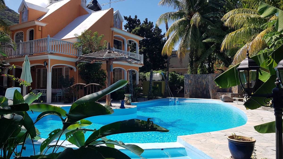 Black River Villa | The Tourelle Paradise big pool Ministry Tourism Price for 7 pers