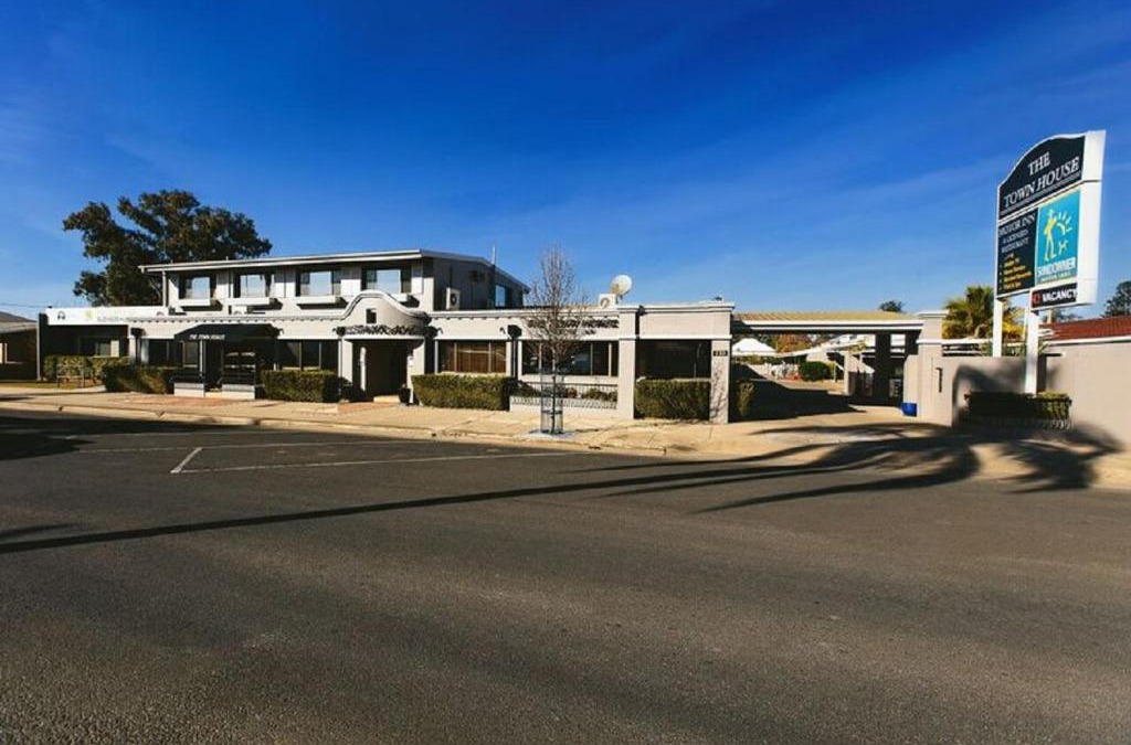 Goondiwindi Hotel | The Town House Motor Inn