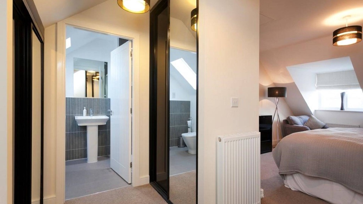 Castle Donington Apartment | The Townhouse