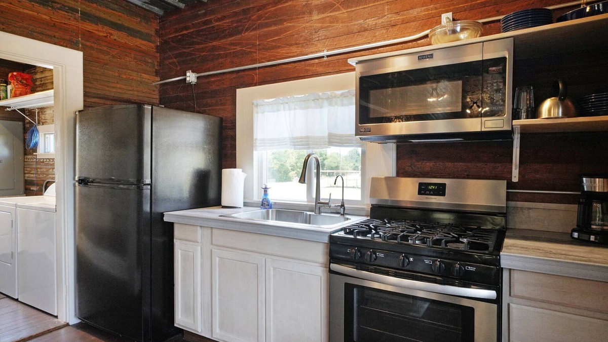 Weatherford Villa | The Trailway House- Equestrian Friendly