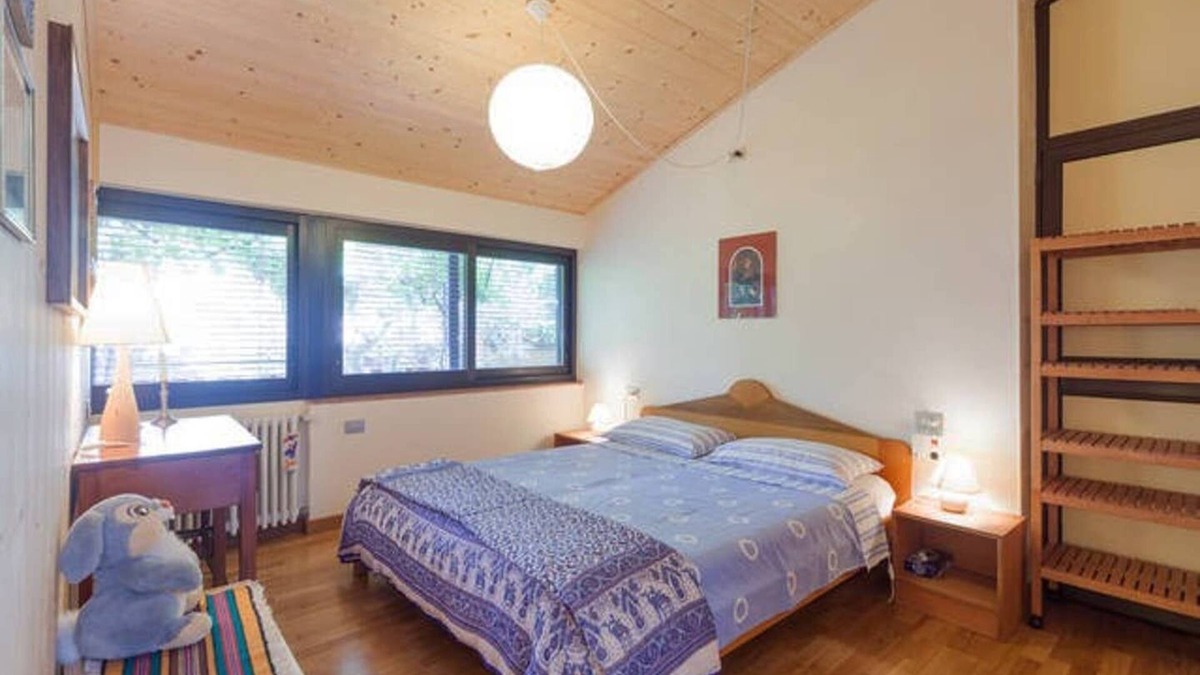 Arcugnano Apartment | The Transparent House: "The Hydrangea" App. in villa-pool-CIN: IT024006B4U4264US9
