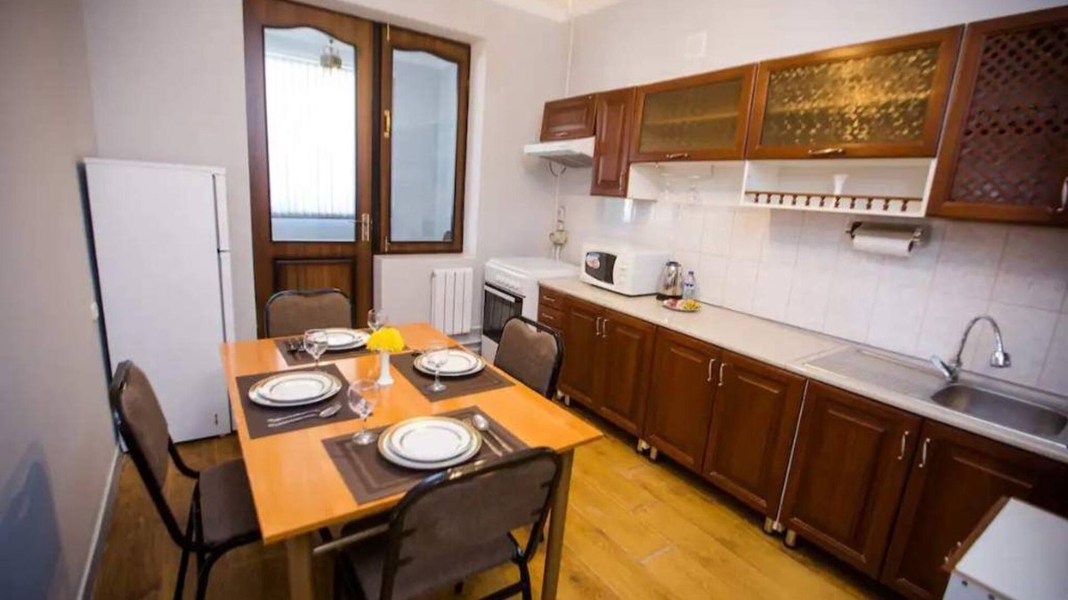 Chirchiq Apartment | The traveler's apartment.