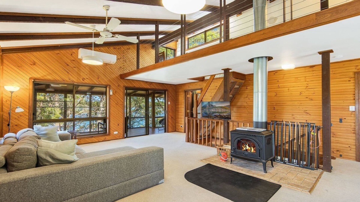 Killcare House | 'The Treehouse on Hardys' by Accom Holidays