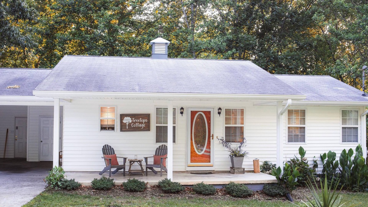 Toccoa House | The Treetops Cottage