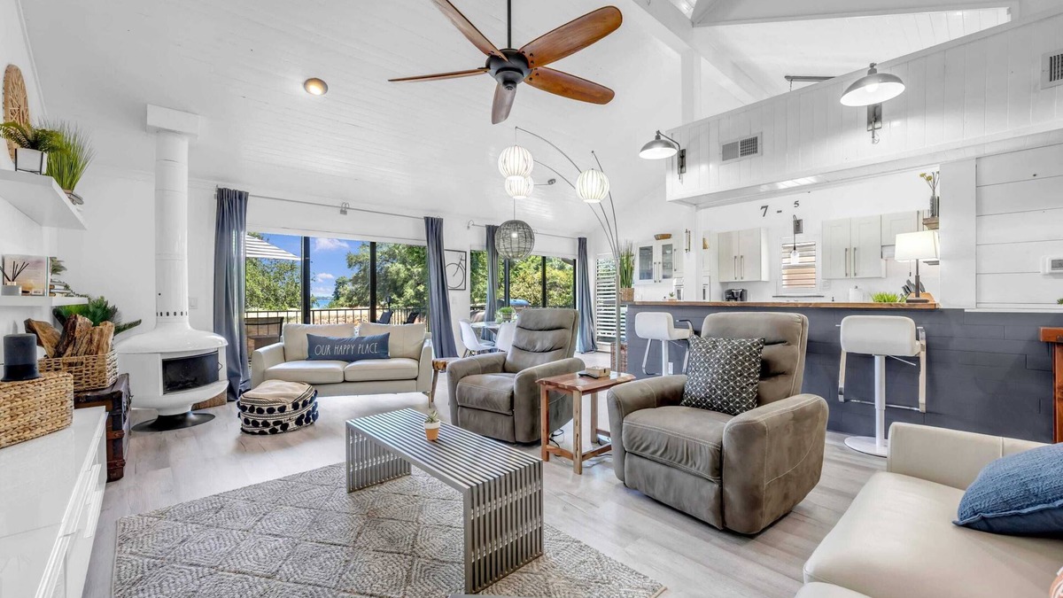 Horseshoe Bay House | The Trendy Sanctuary | Long Term Stays