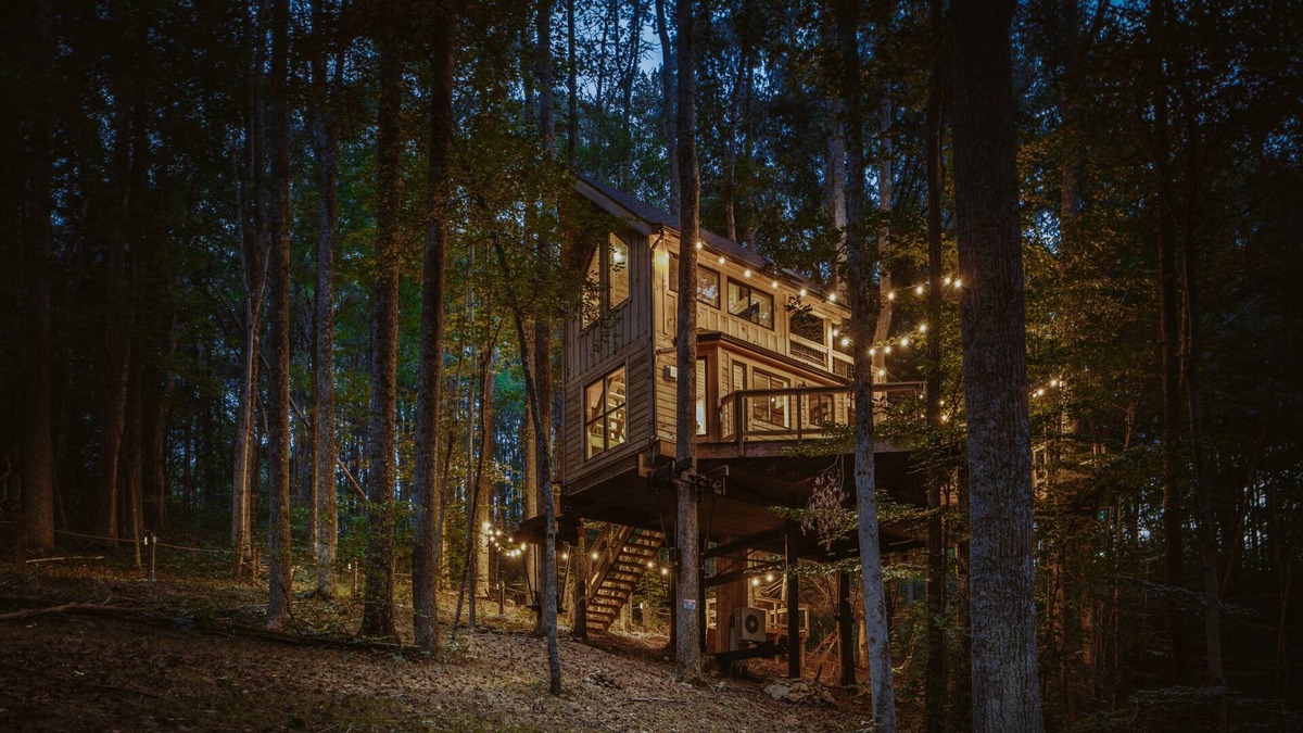 Laurelville Cabin | The Tulip Treehouse | Hocking Hills