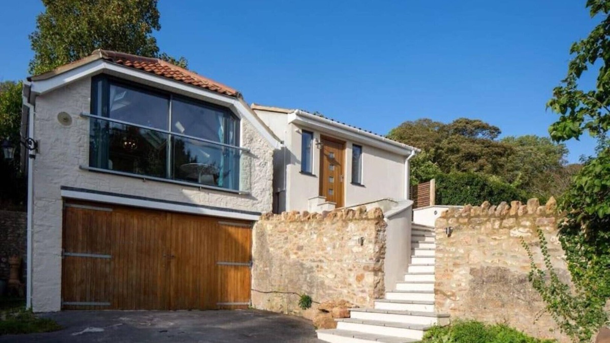 Banwell Cabin | The Tullet, boutique hideaway in Somerset - pet friendly