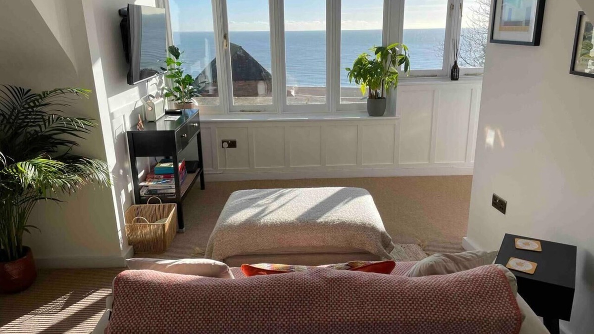 Folkestone Apartment | The Turret - The best view in folkestone