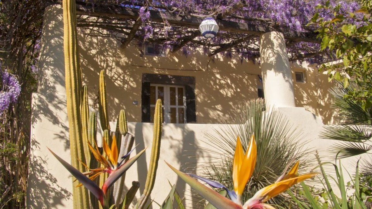 Lipari House | The typical Eolian style to a very high standard