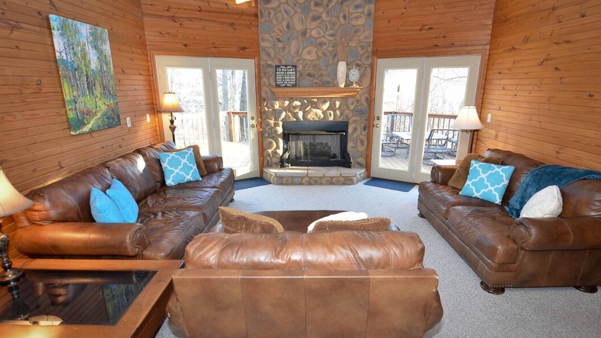 Scottsville House | The Ultimate In Relaxation At The Lake