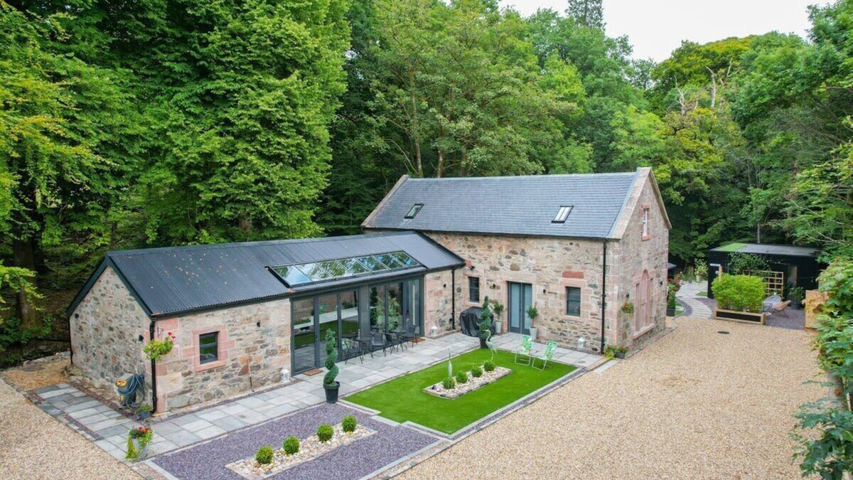 Alexandria House | The Ultimate Luss Retreat