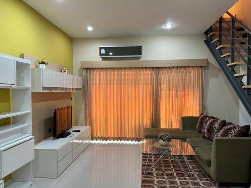 Pak Kret Apartment | The Urbana Condo Pakkret