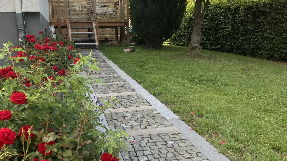 Mutzenich Apartment | The vacation apartment in Vennweg