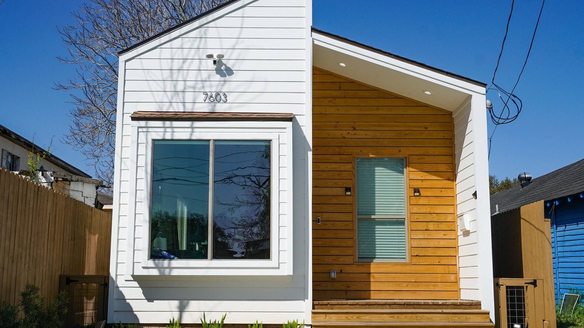 Greater East End House | The Vacationer A modern luxury 💎