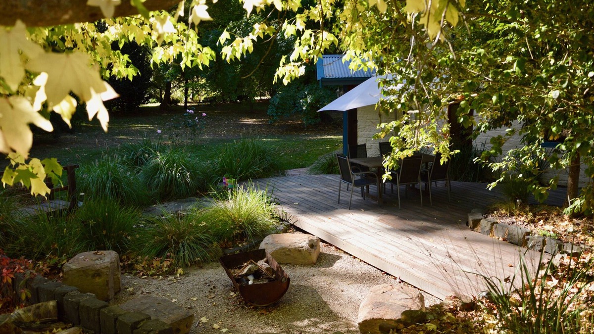 Healesville Cottage | The Valley Farm House